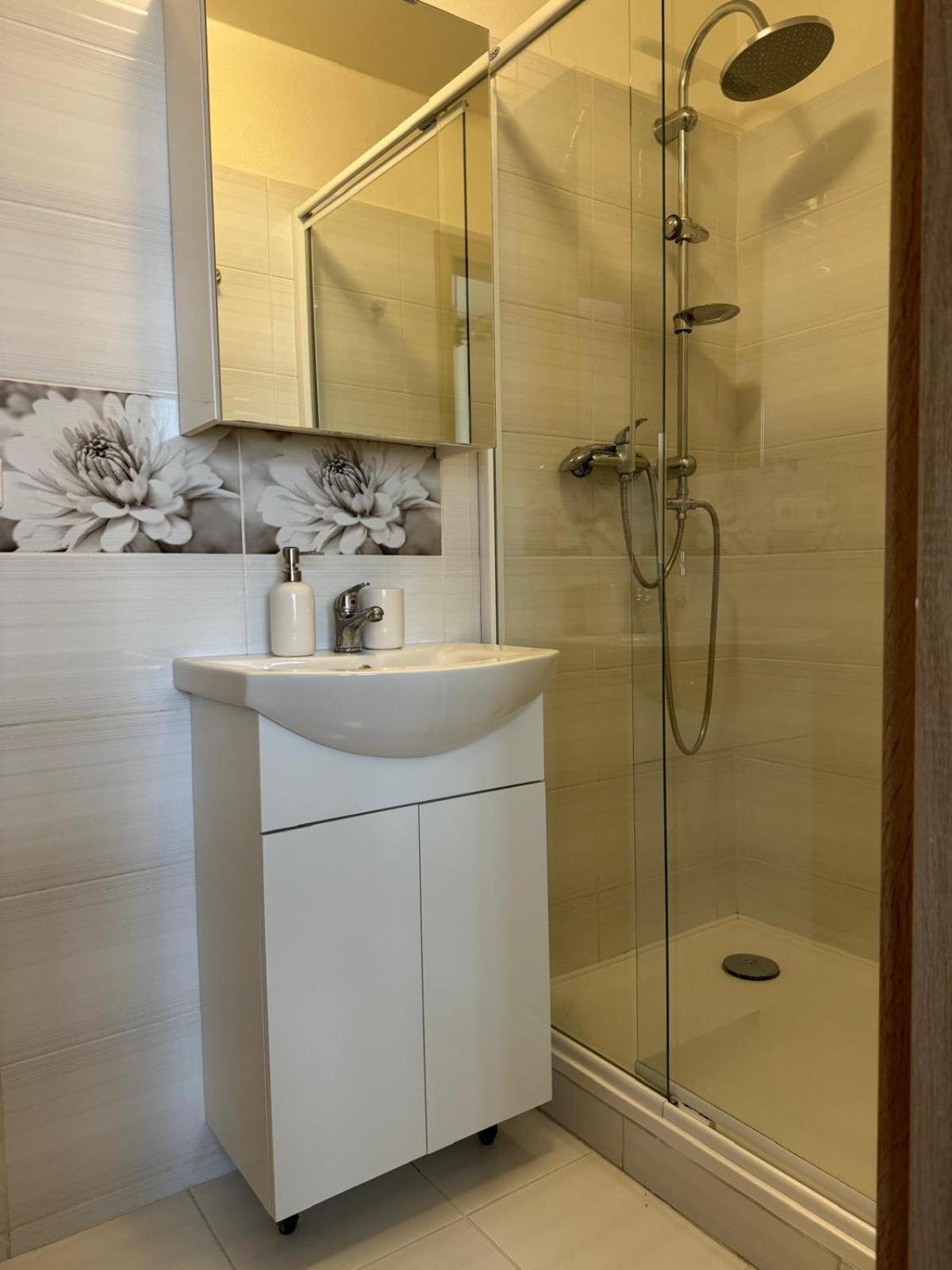 Apartments Bouquet Πράγα Εξωτερικό φωτογραφία
